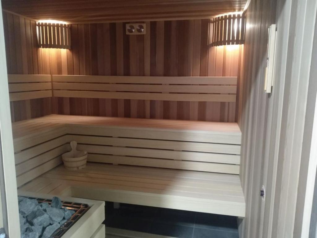 Hotel Sportowy 沃尔什滕 外观 照片